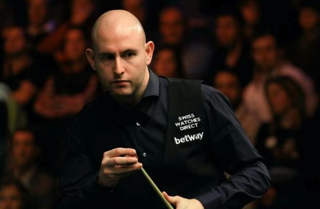 的乒乓球盛 的乒乓球盛