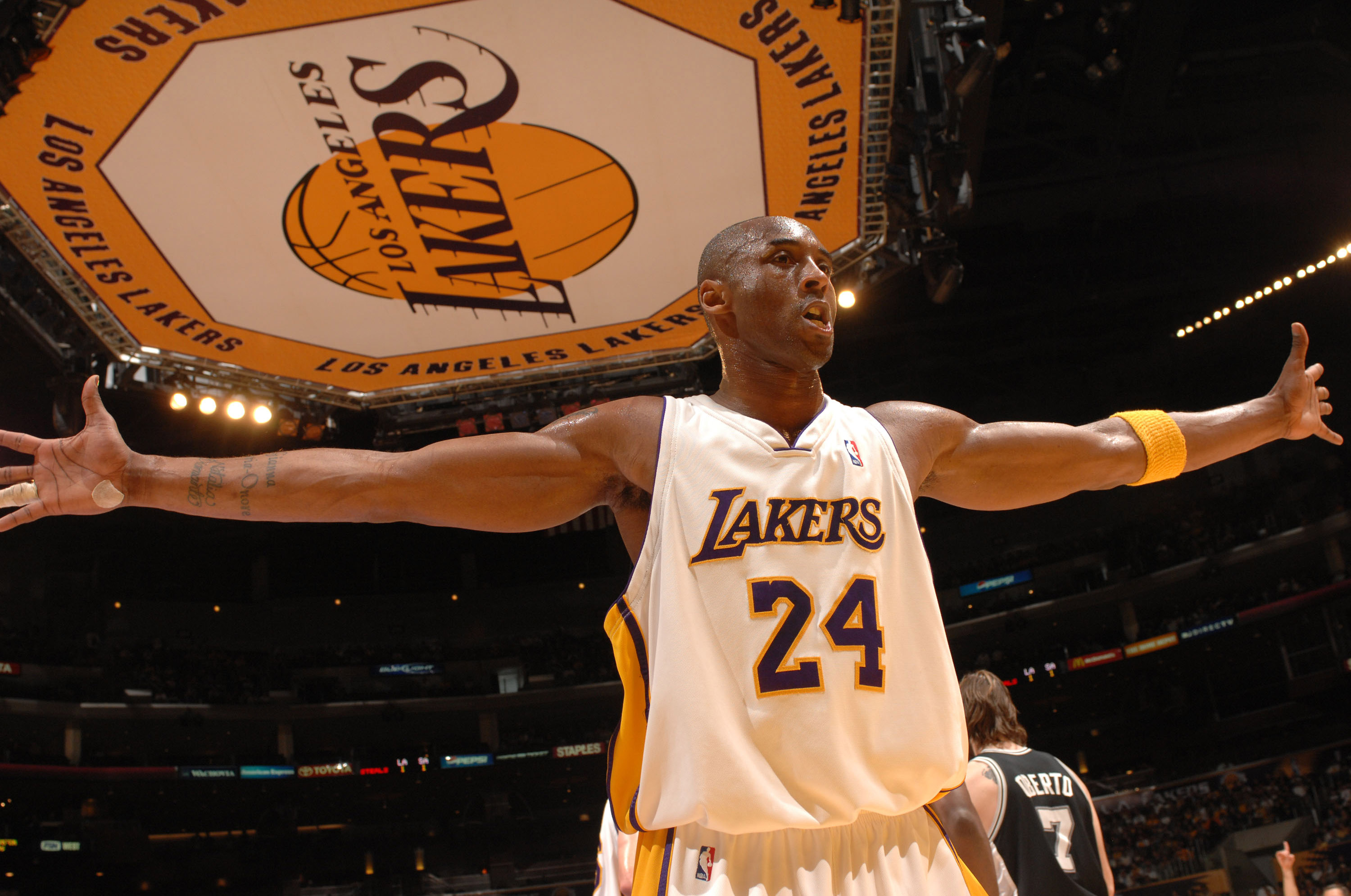 詹姆斯和安 詹姆斯和安